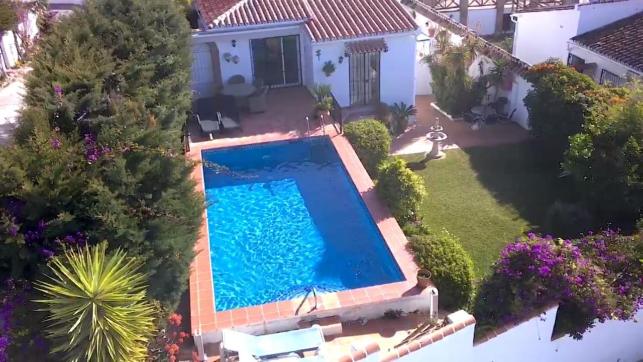 Bonita Villa En Nerja Casa Palomas Екстер'єр фото